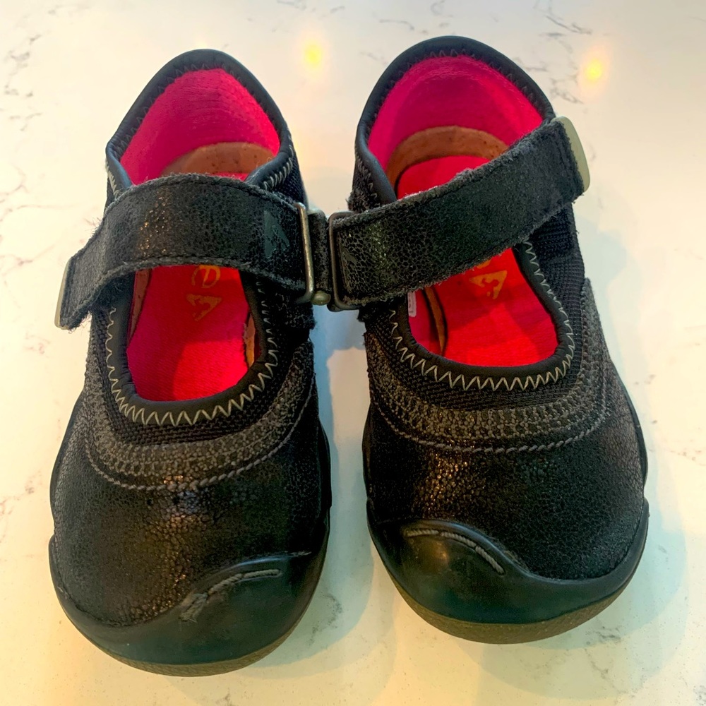 Plae Girls Shoes